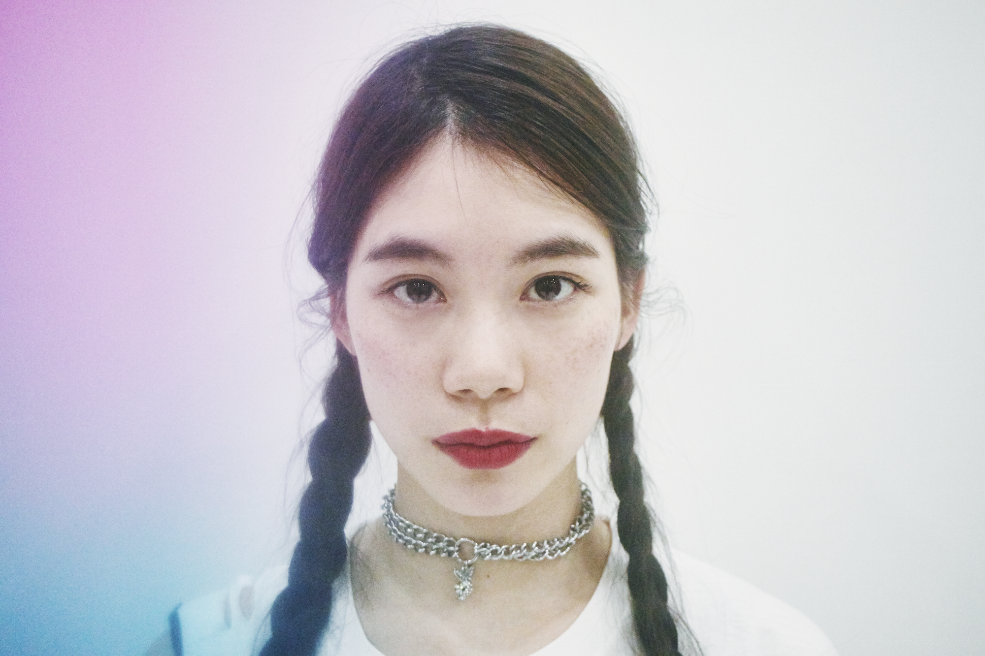 People Vol 56 宮本彩菜 モデル クリエイター ミュージシャン 自由であり続ける生き方を伝えていきたい White Life
